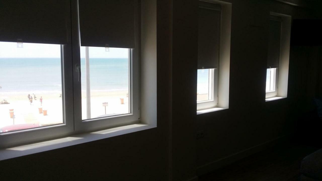 Estudio Deluxe Playa De La Victoria Cádiz Exteriér fotografie